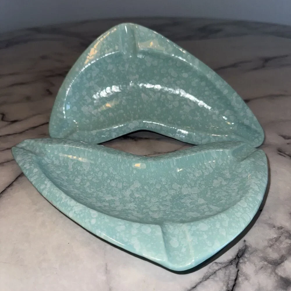 2‎ Vintage 1950's Shawnee Pottery Ashtray Stardust Turquoise Handmade Art Deco